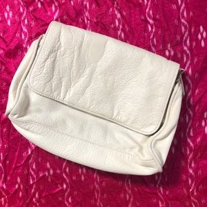 ✨✨Vintage pouch bag